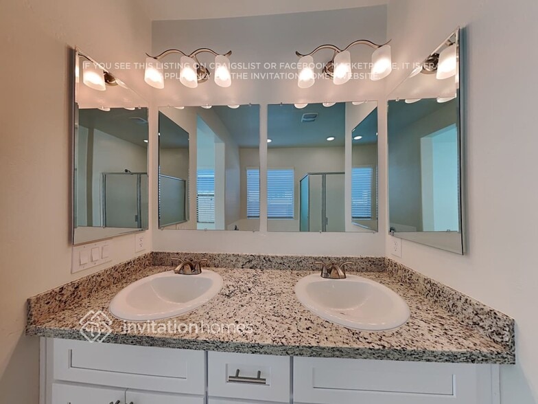 Building Photo - 26126 N 121st Ave