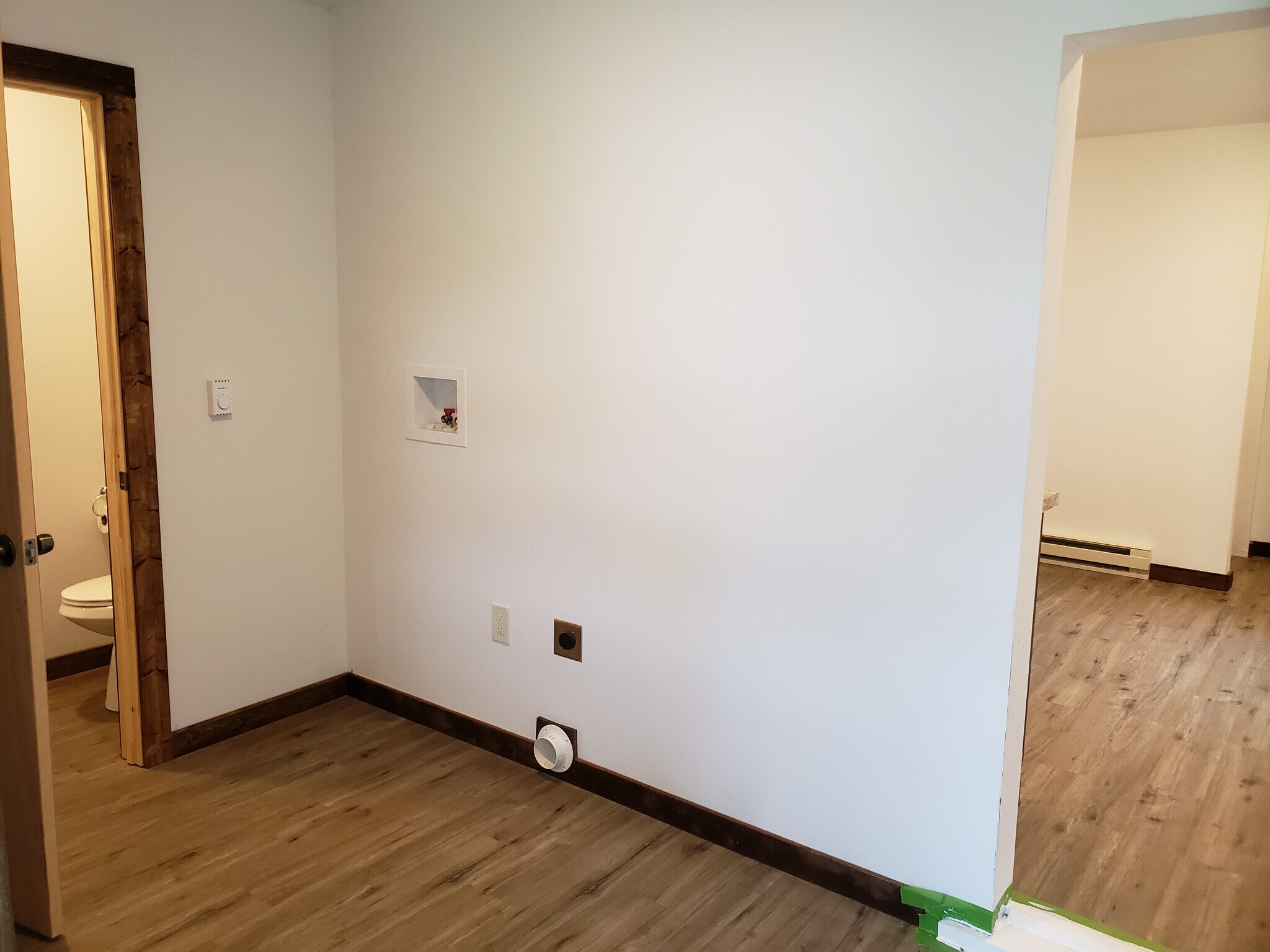 Laundry/1/2 bathroom/ mudroom - 438 Main St