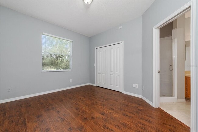 Building Photo - 9313 Jasmine Flower Ln