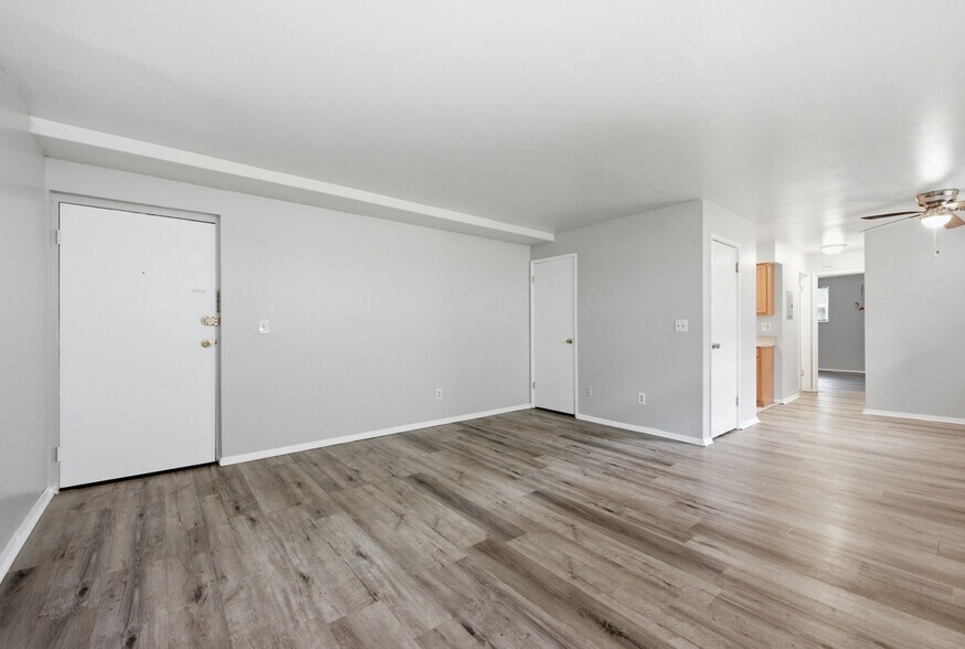 Building Photo - 930 Snider Rd