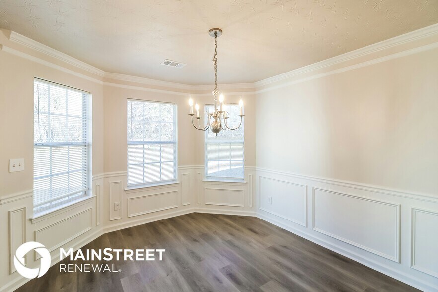 Building Photo - 11236 James Madison Dr