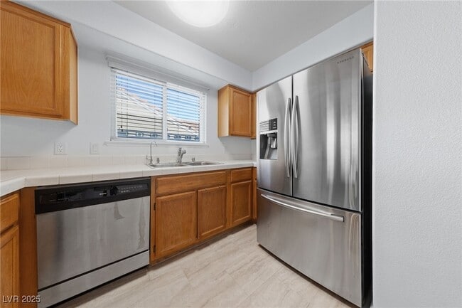 Building Photo - 6316 W La Madre Way