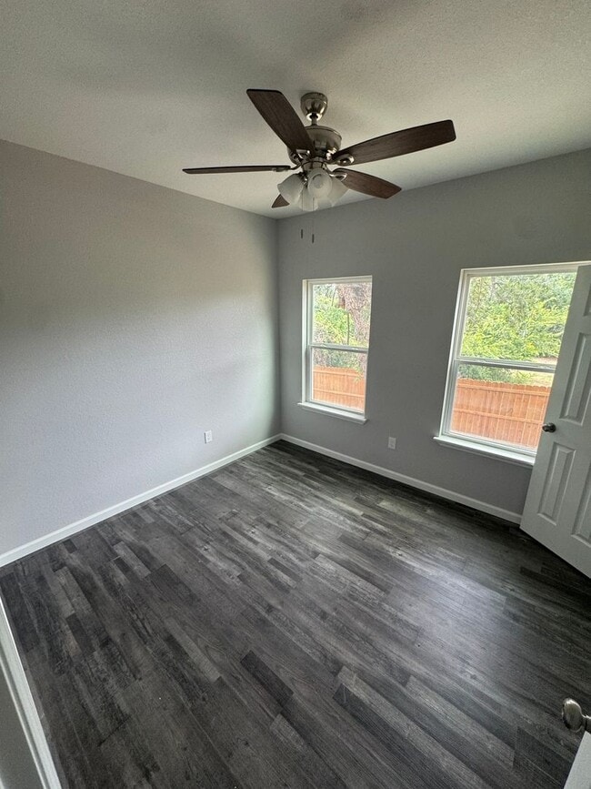 Building Photo - 3/2/2 NEW CONSTRUCTION Spacious YARD WITH ...