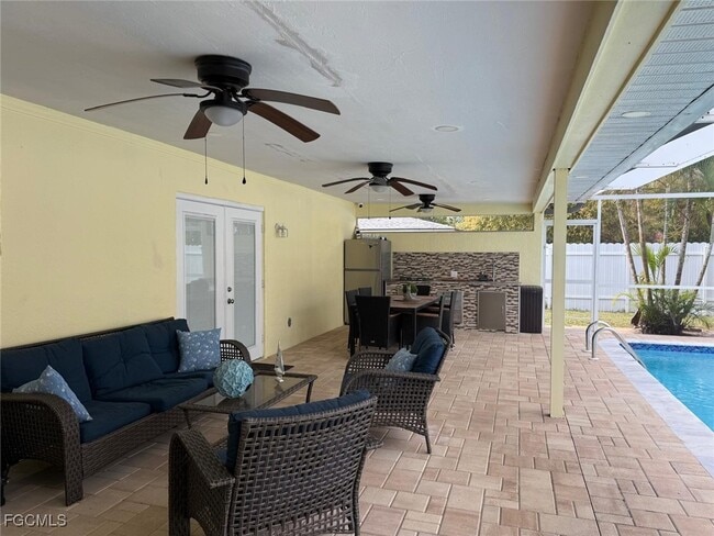 Building Photo - 1335 NE Pine Island Ln