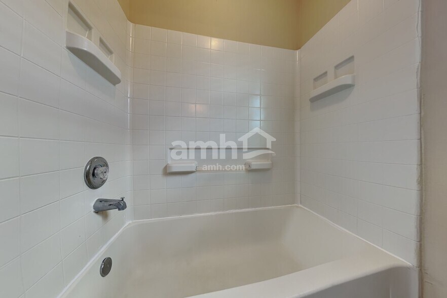 Building Photo - 847 Darbydale Crossing Ln