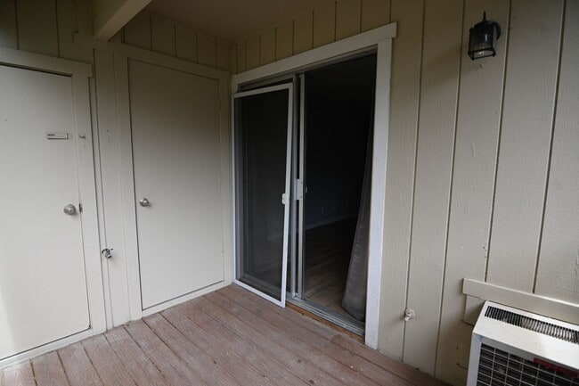 Building Photo - 2583 Gimelli Way