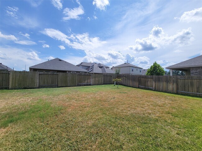 Building Photo - 10037 Swift Fox Ct
