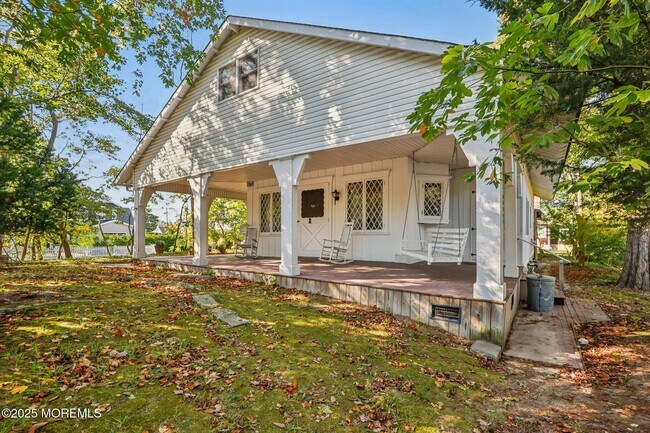 Building Photo - 320 Worthington Ave