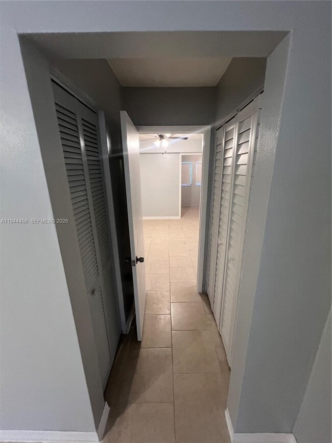 Building Photo - 1515 NE 125th Terrace