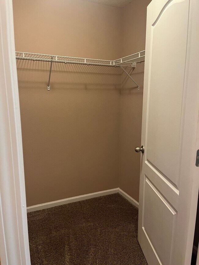 Building Photo - West Magnolia 3BR / 2BA Home Clay County