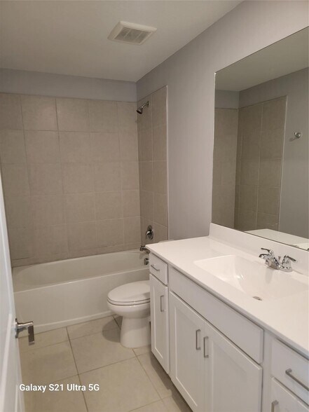 Building Photo - 4518 Dow Ln