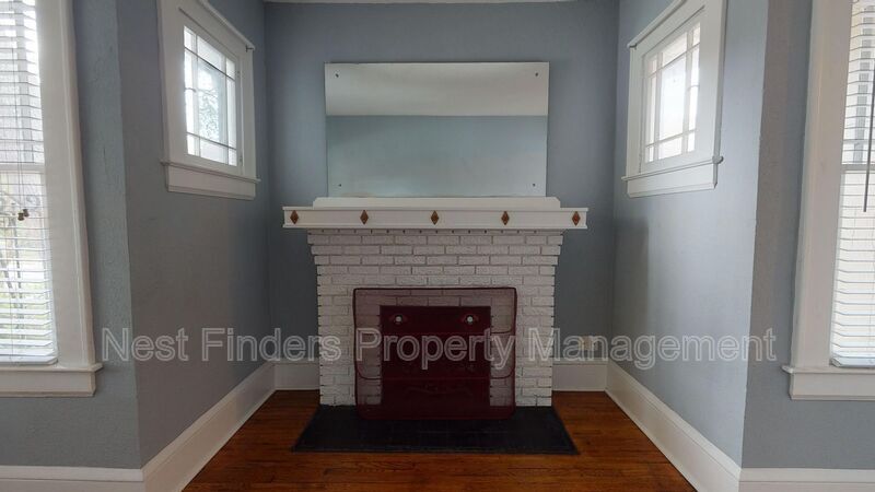 Building Photo - 3619 Riverside Ave