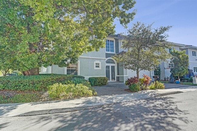 Building Photo - 3534 Forest View Cir