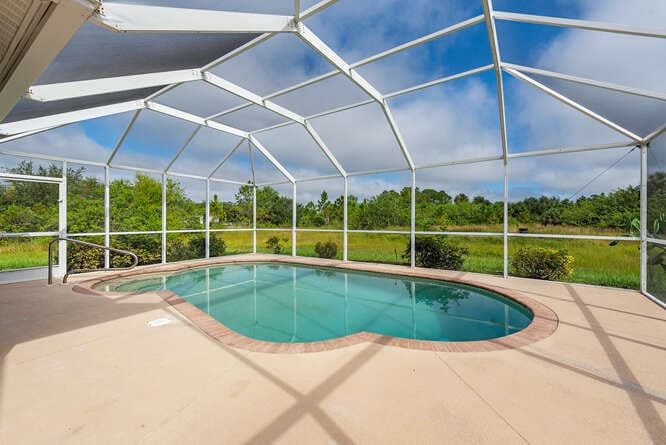 Building Photo - 3561 22nd Ave NE