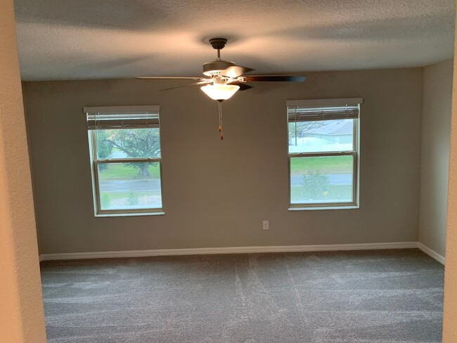 Building Photo - 4461 Globe Thistle Dr