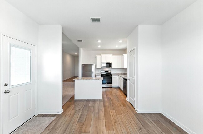 Building Photo - 1151 Amy Dr