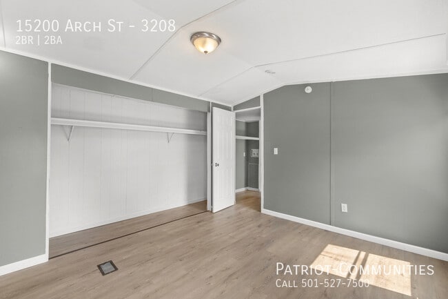 Building Photo - 15200 Arch St