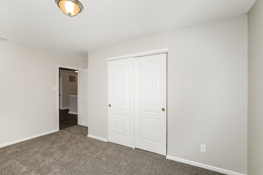 Building Photo - 8346 S Firefly Dr