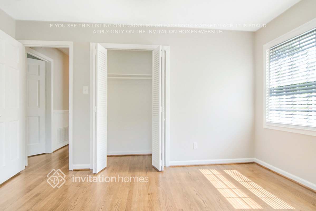 Building Photo - 7725 Audubon Dr