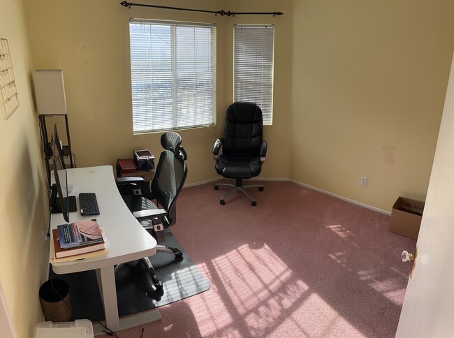 Building Photo - 16382 Applegate Dr