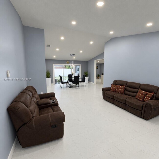 Building Photo - 14832 SW 180th St