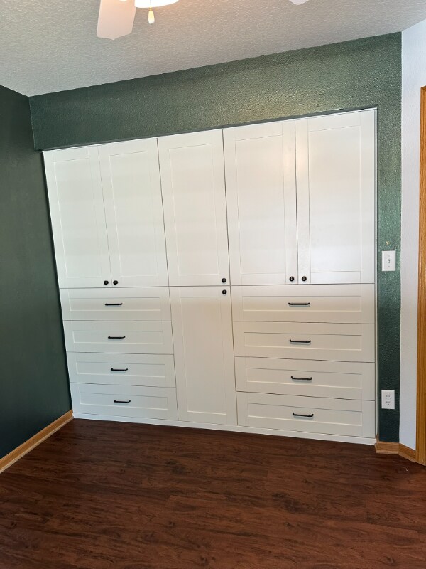 Building Photo - 585 SE Crabapple Dr