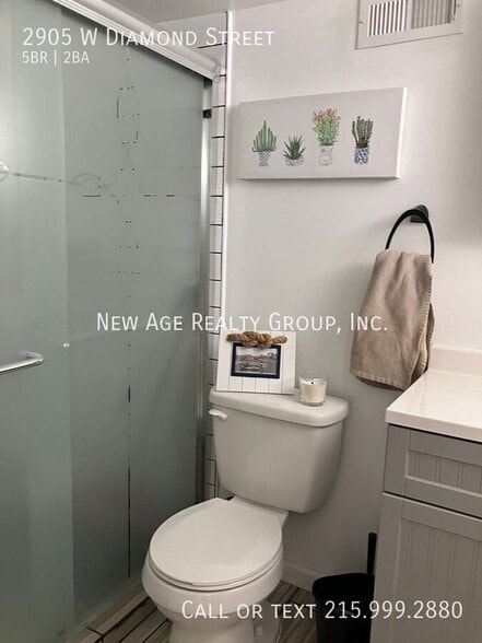 Building Photo - 2905 W Diamond St