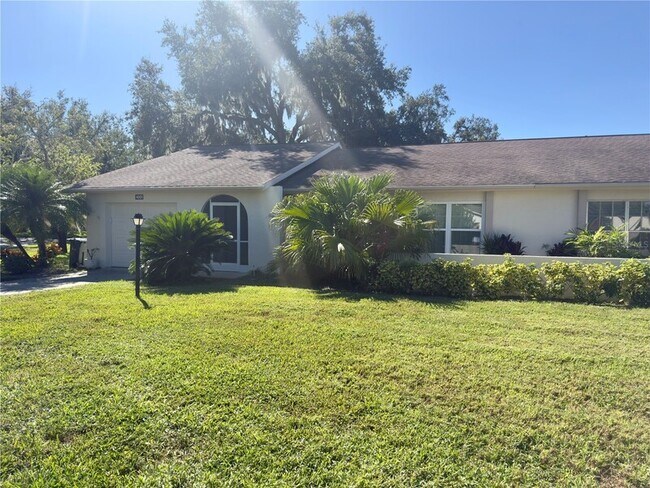 Primary Photo - 4001 Oakhurst Dr