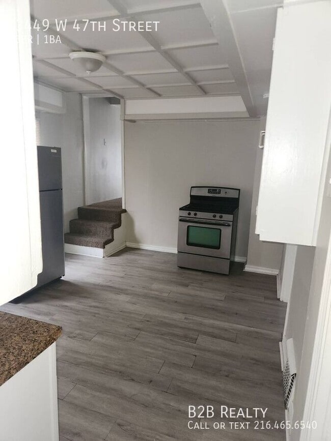 Building Photo - 3449 W 47th St