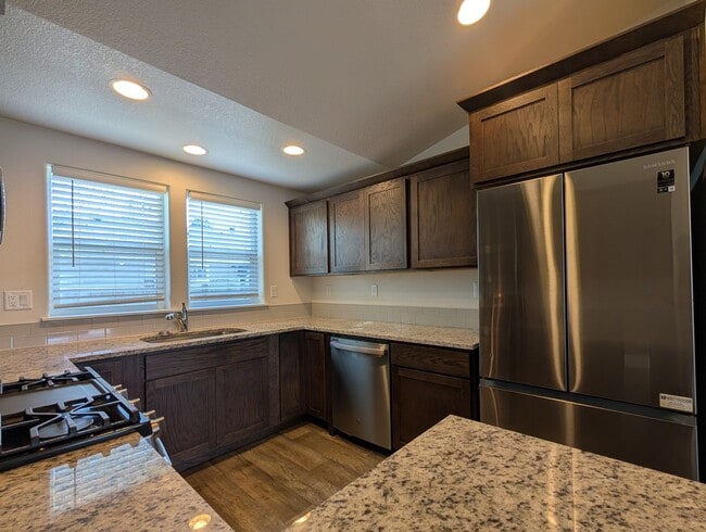 Building Photo - Beautiful 3-Bedroom, 2-Bath Home in Springfield!