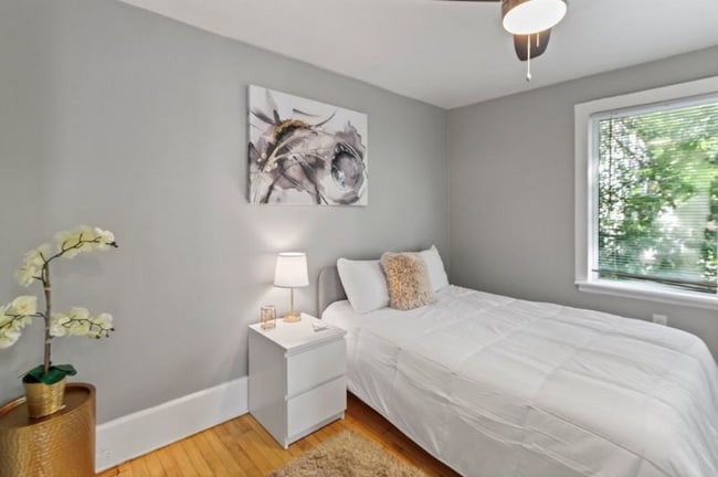 Building Photo - 1722 N Pulaski St