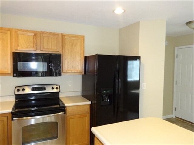 Building Photo - 3938 Winding Path Dr