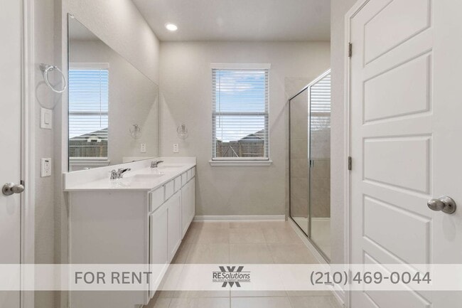 Building Photo - 2926 Playa Azul Blvd