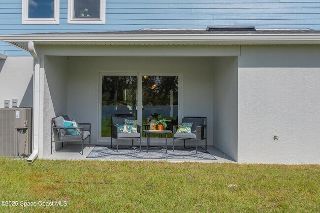 Building Photo - 167 Hidden Woods Pl