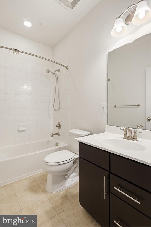 Building Photo - 7408 Wild Honey Way