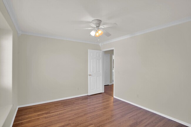 Building Photo - 23207 Cannery Rd