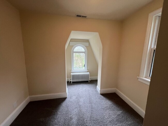 Building Photo - 3221 Edgewood Ave