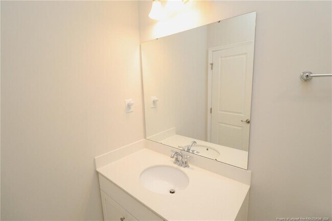 Building Photo - 1242 Channing Park Cir