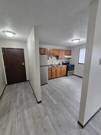 Building Photo - VP-510 1/2