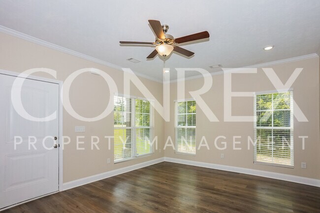 Building Photo - 3 Bed, 2.5 Bath, Available Now