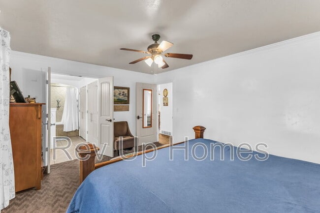 Building Photo - 492 E 100 S