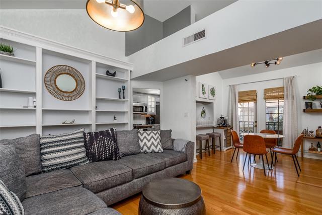 Building Photo - 3105 San Jacinto St