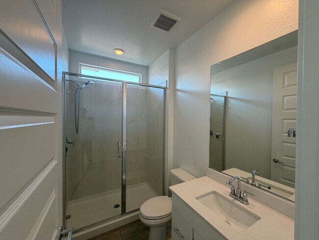 Building Photo - 36375 W Leonessa Ave