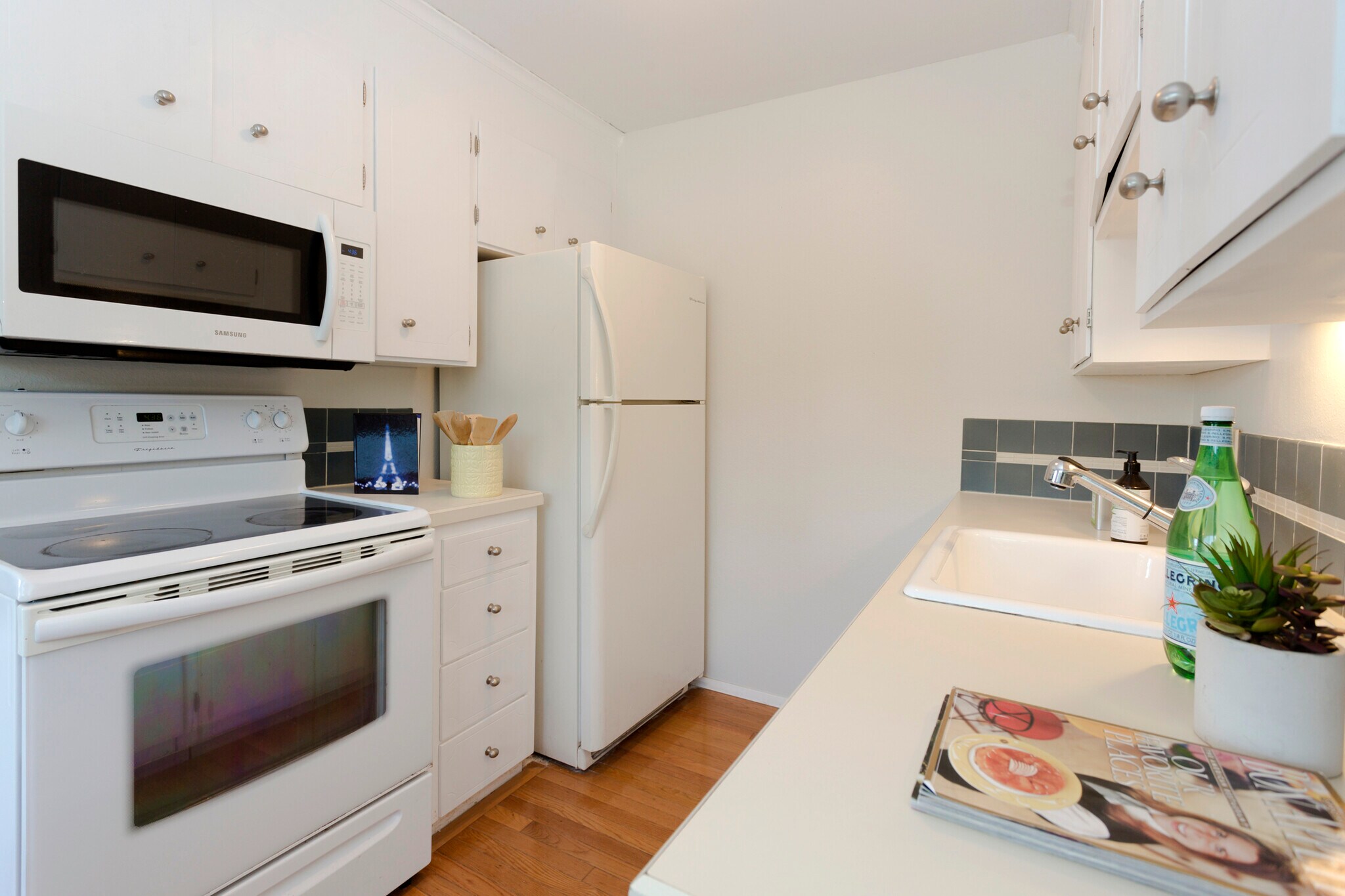 Building Photo - 911 N 73rd St