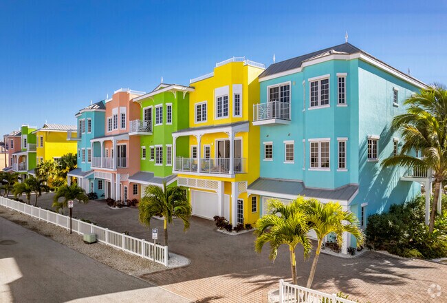 Primary Photo - South Beach Village