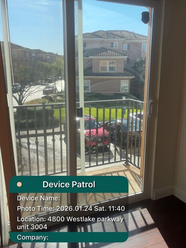 Building Photo - $500 Off First Month | 1 Bed 1.5 Bath Condo w/ Garage | Natomas