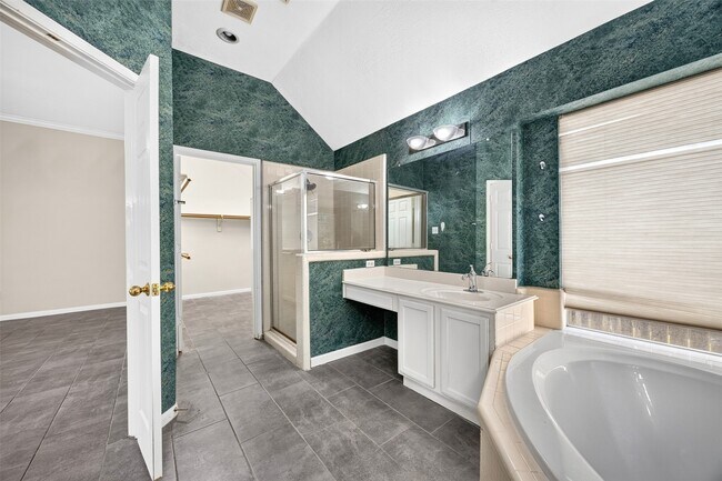 Building Photo - 5814 Eldridge Glen Dr
