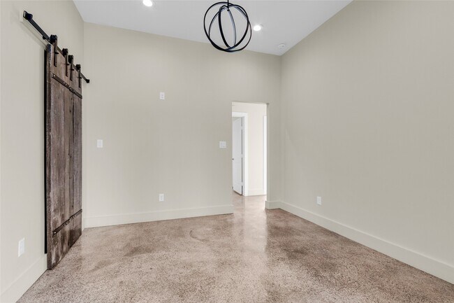 Building Photo - 145 Meadowview Dr