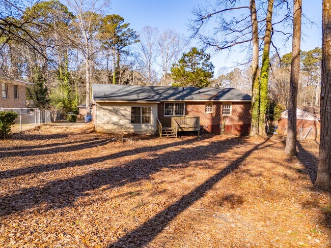 Building Photo - 4446 Falcon Ct