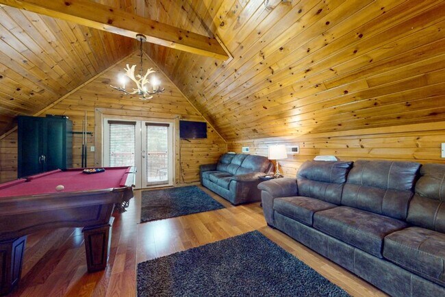 Building Photo - 2632 Camden Way
